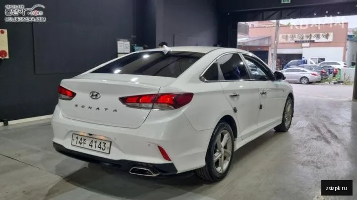Hyundai Sonata 2