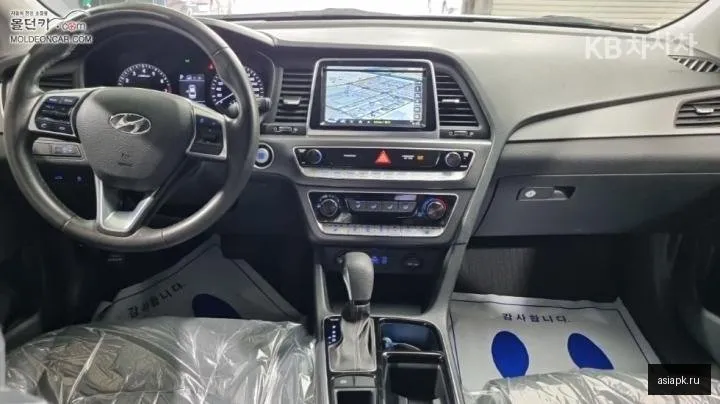 Hyundai Sonata 5