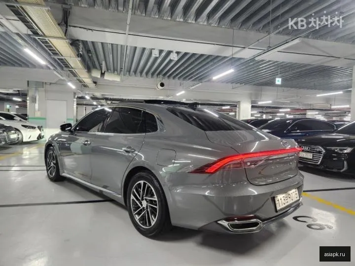 Hyundai Grandeur 4