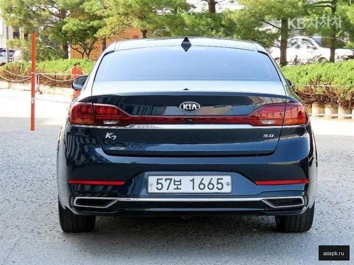 Kia K7 4