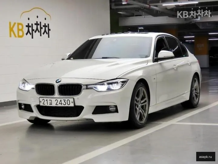 BMW 3-Series 2