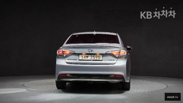 Hyundai Sonata 3