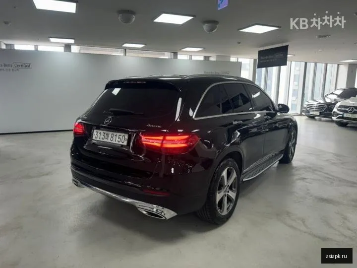 Mercedes-Benz GLC-Class 4