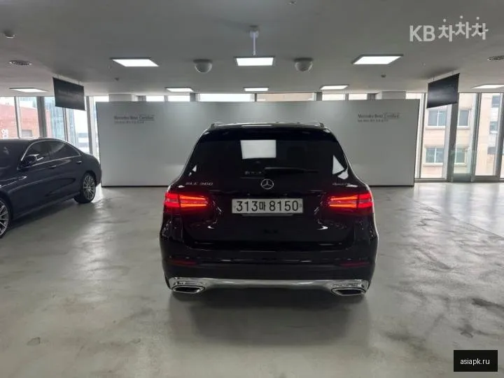 Mercedes-Benz GLC-Class 3