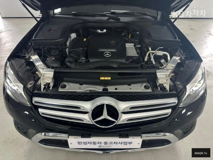 Mercedes-Benz GLC-Class 6