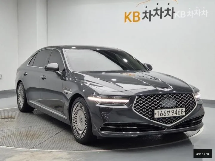 Genesis G90 4