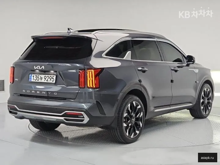 Kia Sorento 4