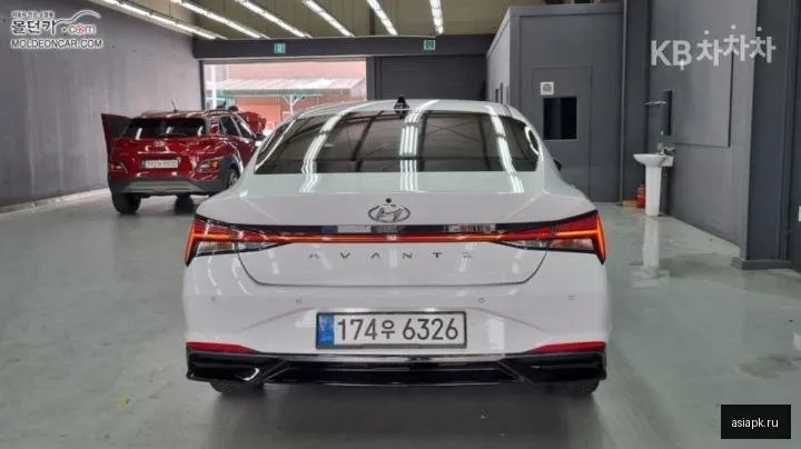 Hyundai Avante 4