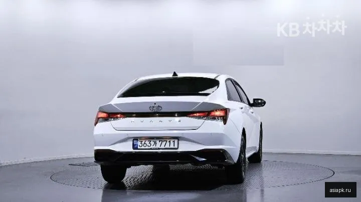 Hyundai Avante 3