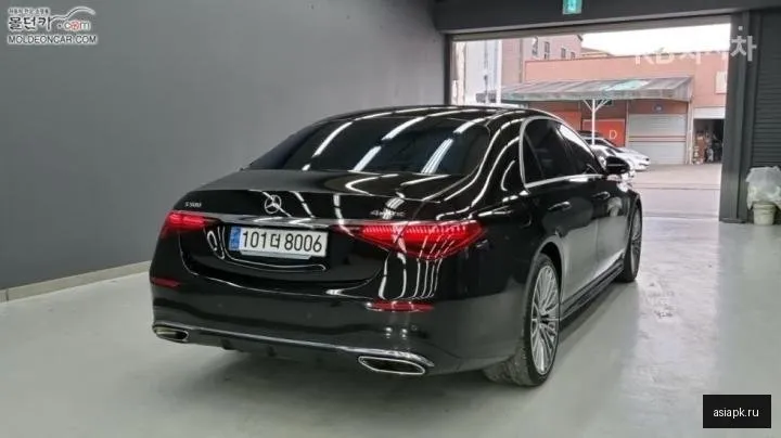 Mercedes-Benz S-Class 2