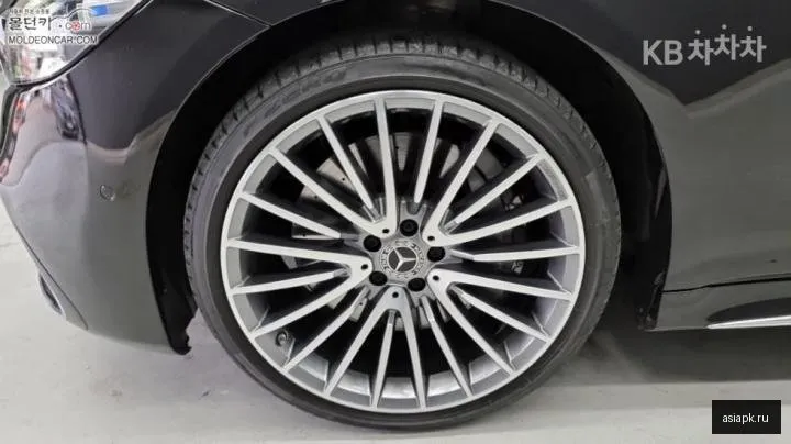 Mercedes-Benz S-Class 6