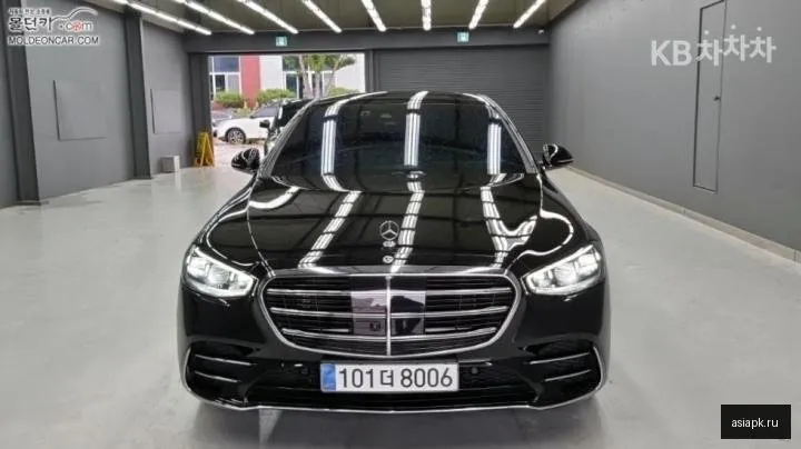 Mercedes-Benz S-Class 3