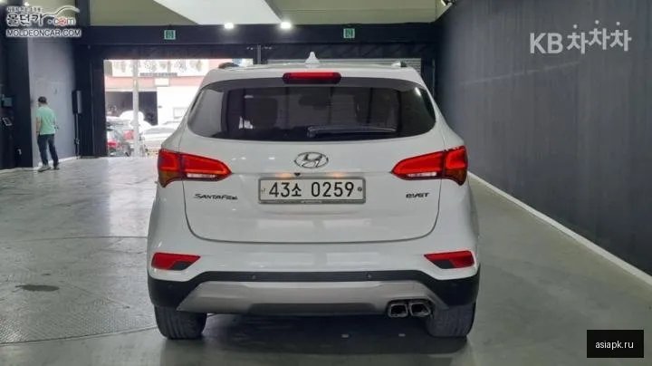 Hyundai Santa Fe 4