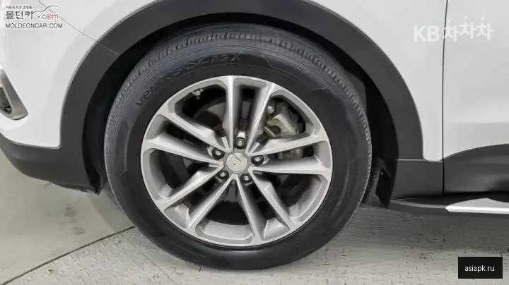 Hyundai Santa Fe 6