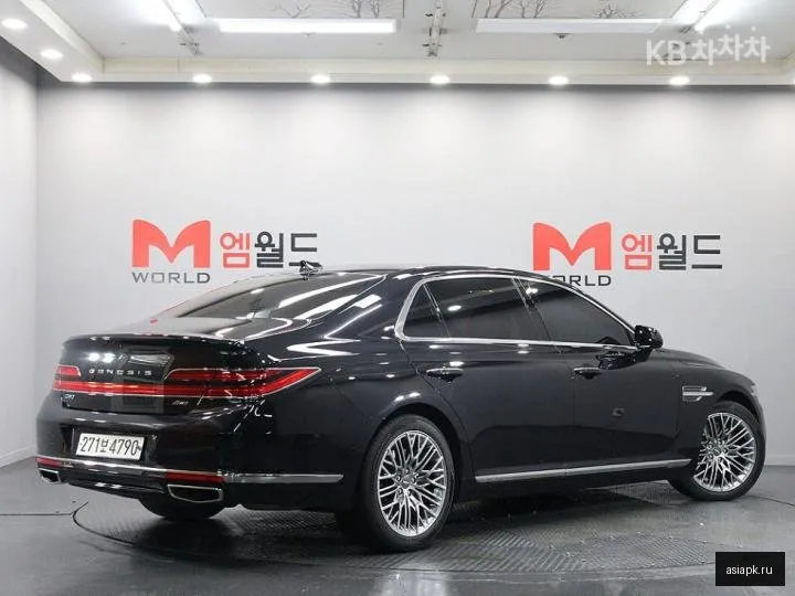 Genesis G90 4