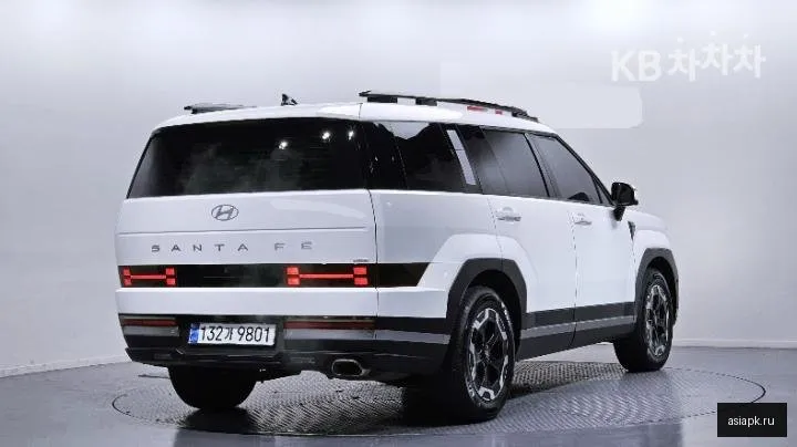 Hyundai Santa Fe 4