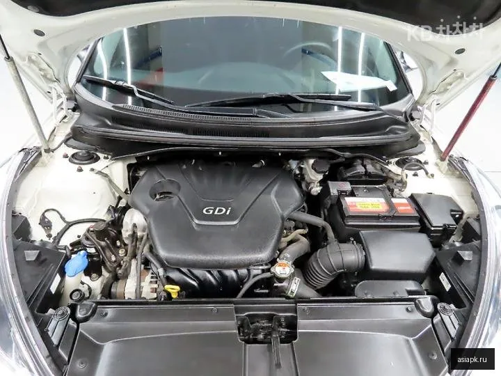 Hyundai Veloster 6