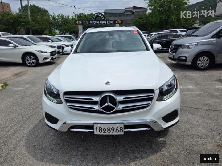Mercedes-Benz GLC-Class 2