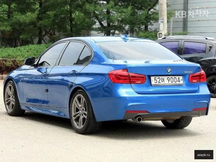 BMW 3-Series 3