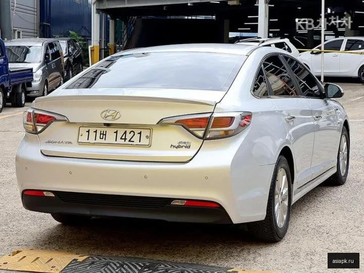 Hyundai Sonata 4