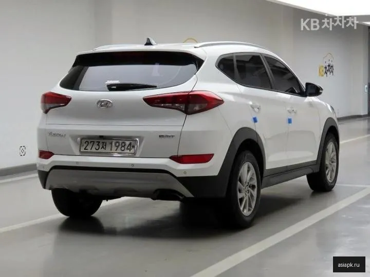 Hyundai Tucson 4