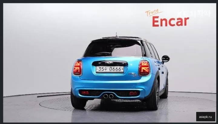 MINI Hatch 4