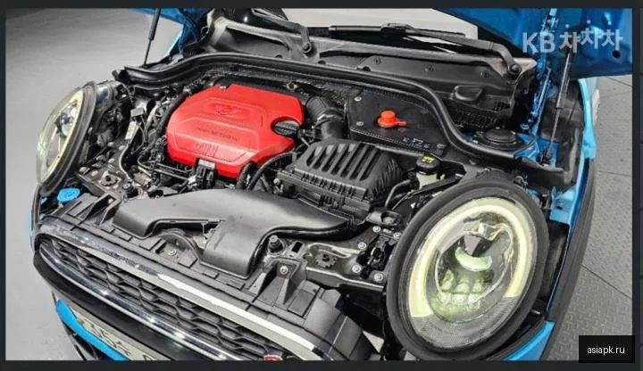 MINI Hatch 5
