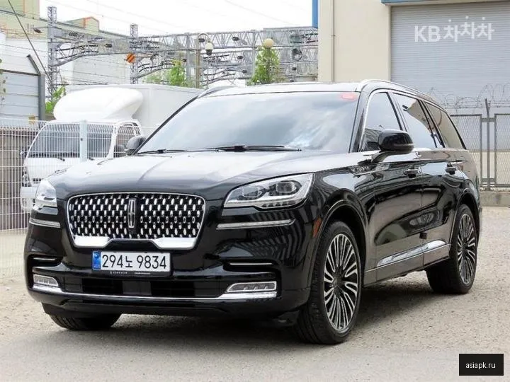Lincoln Aviator 2