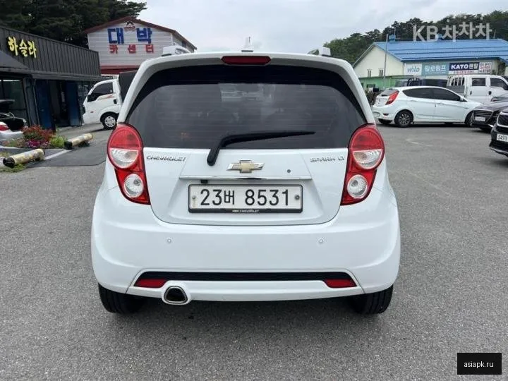 Chevrolet Spark 5