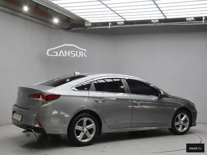 Hyundai Sonata 4
