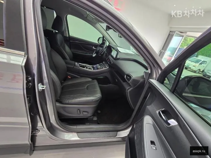 Hyundai Santa Fe 4