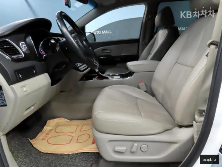 Kia Carnival 6