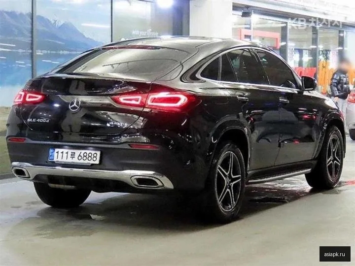 Mercedes-Benz GLE-Class 4