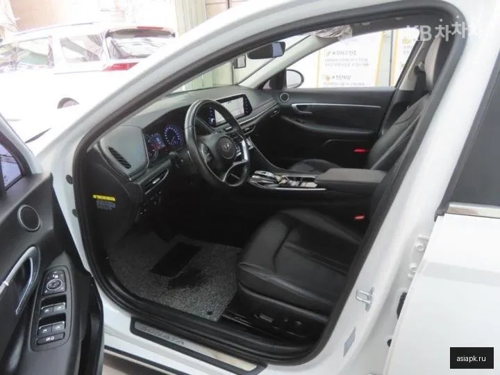 Hyundai Sonata 5