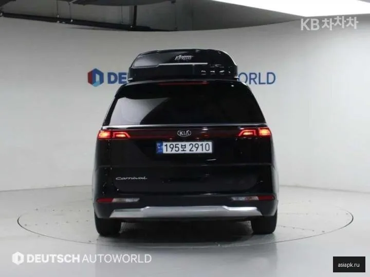 Kia Carnival 4