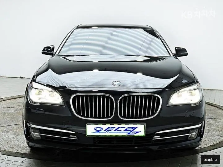 BMW 7-Series 2