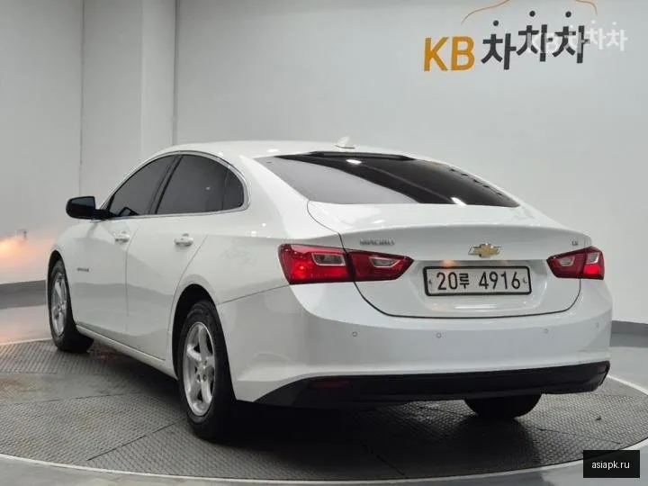 Chevrolet Malibu 2