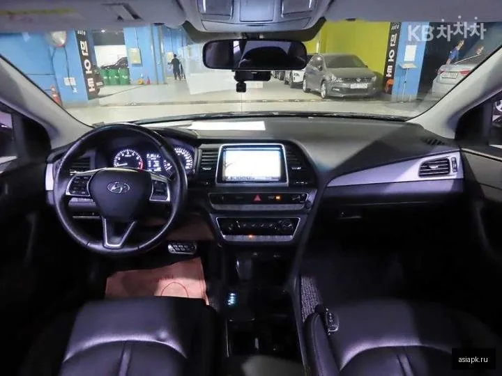 Hyundai Sonata 5