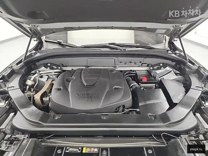Volvo XC60 5