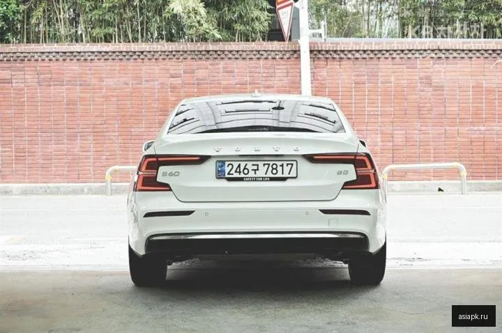 Volvo S60 4