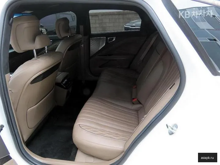 Kia K8 6