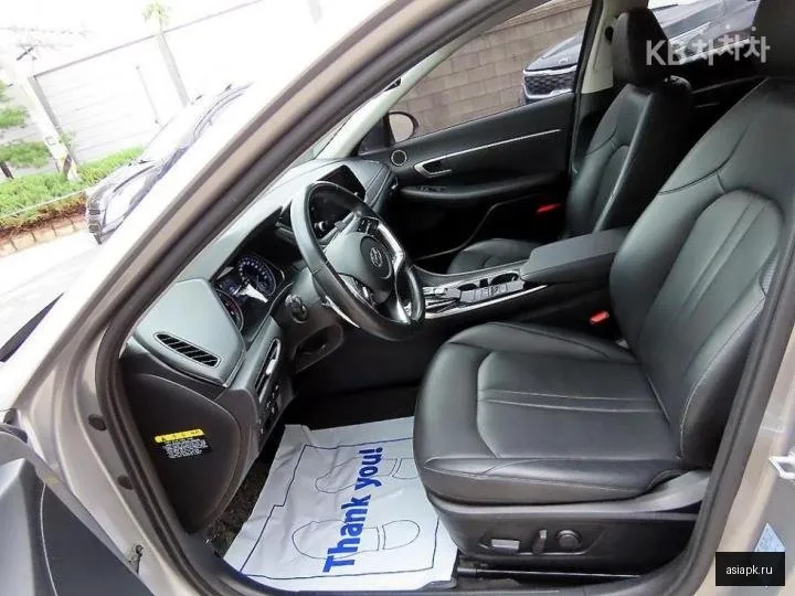 Hyundai Sonata 5