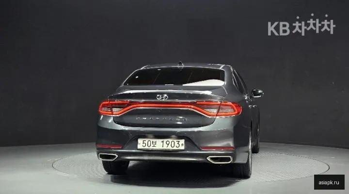 Hyundai Grandeur 3