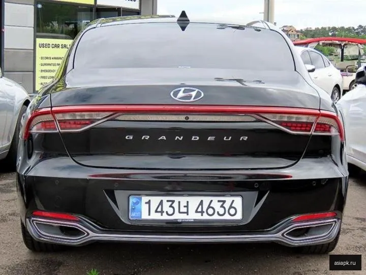 Hyundai Grandeur 4