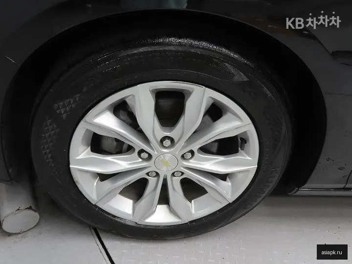 Chevrolet Malibu 5