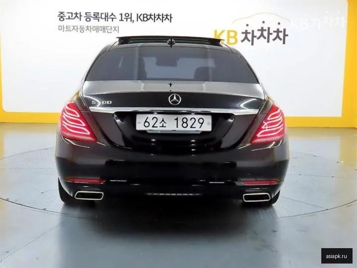 Mercedes-Benz S-Class 3
