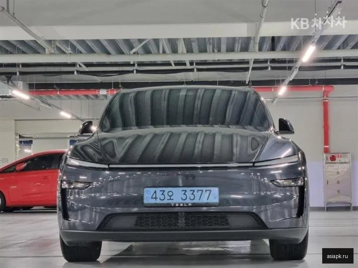 tesla Model Y 2