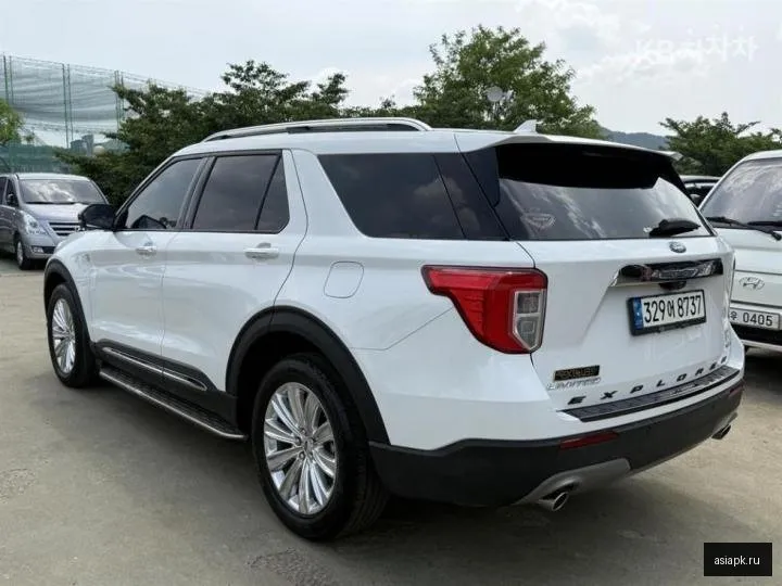Ford Explorer 4