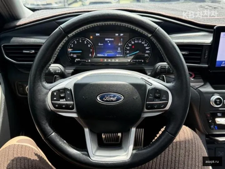Ford Explorer 6