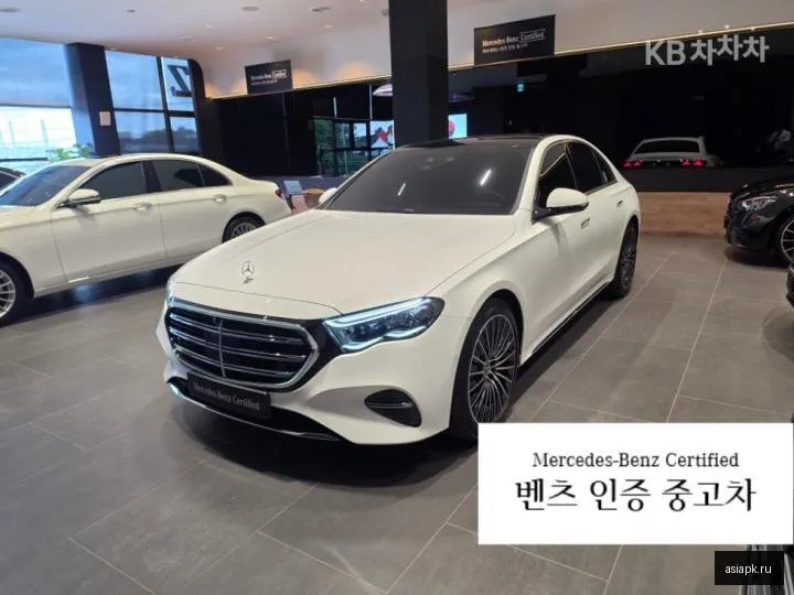 Mercedes-Benz E-Class 2